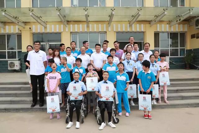 乾港愛(ài)心團(tuán) 乾港愛(ài)心團(tuán)